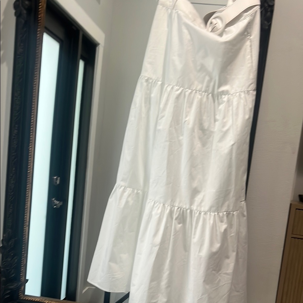 Elegant White Tiered Skirt